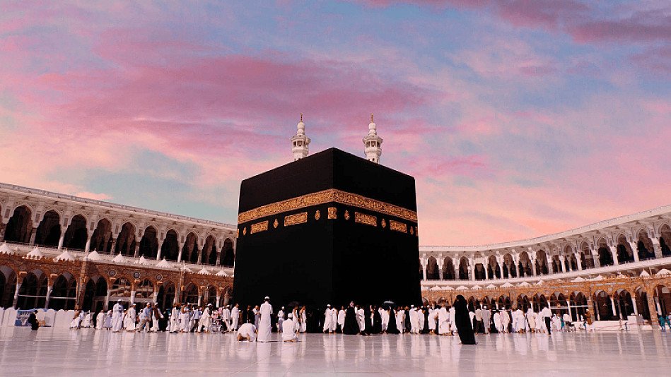 10-Night Economy Umrah (Budget)
